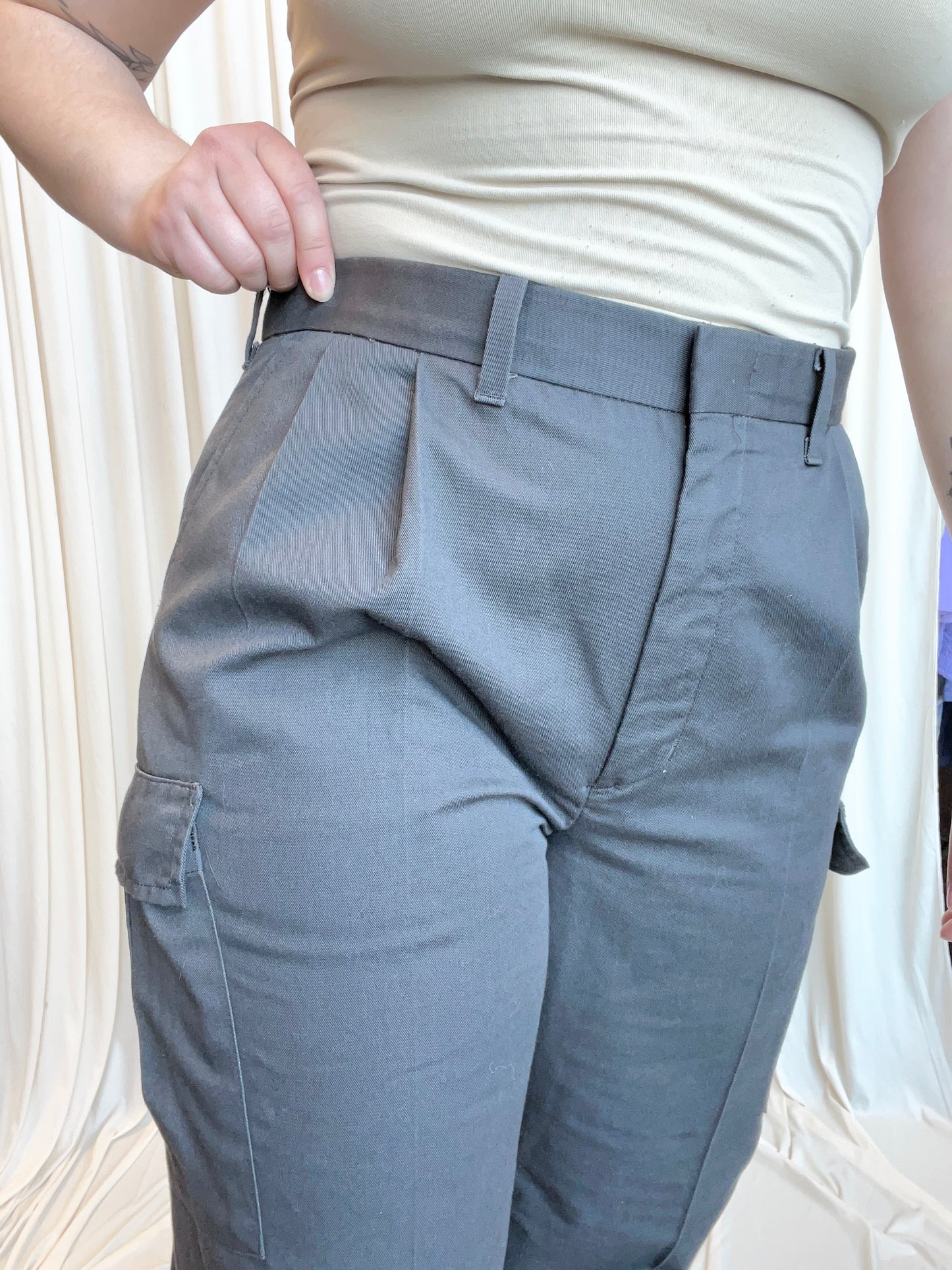 Gray Cargo Pants - 34