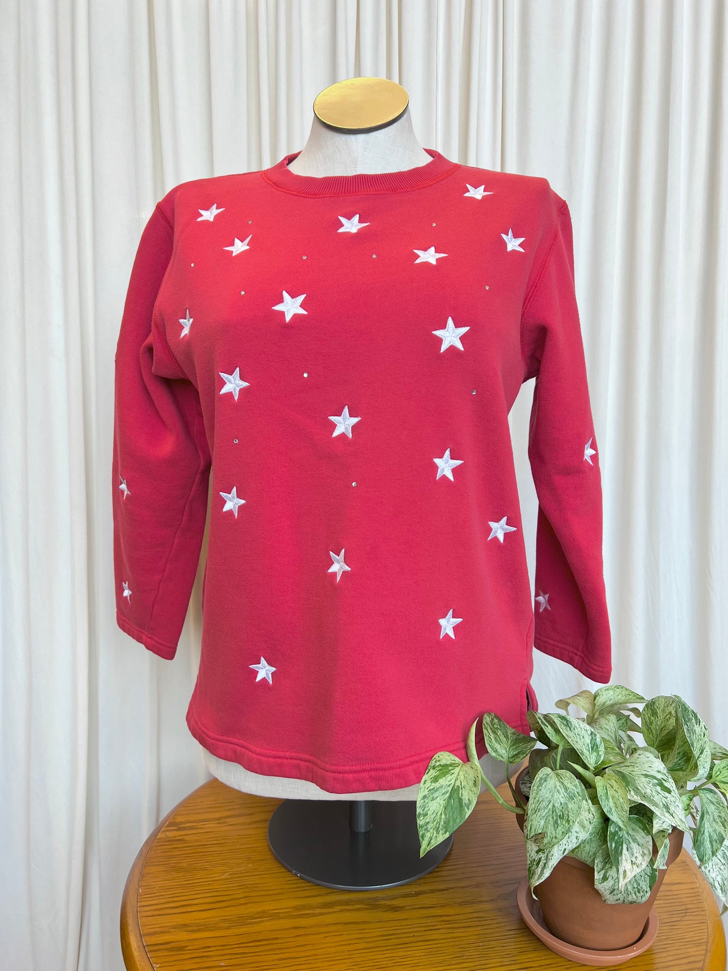 Star Patterned Red Crewneck - Small